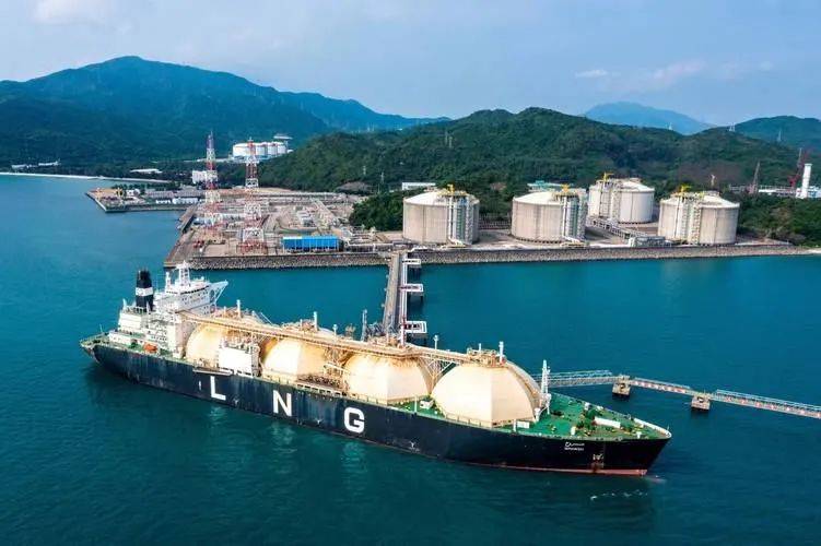 伊朗以色列这一仗<strong></p>
<p>吴江虚拟币</strong>,让中国改变了想法,普京终于等来天赐良机?