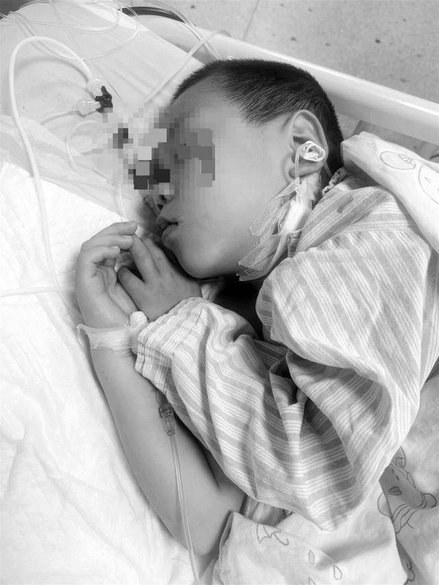 湖南一家6口误食毒蘑菇<strong></p>
<p>虚拟币bf</strong>,5岁男童不幸去世