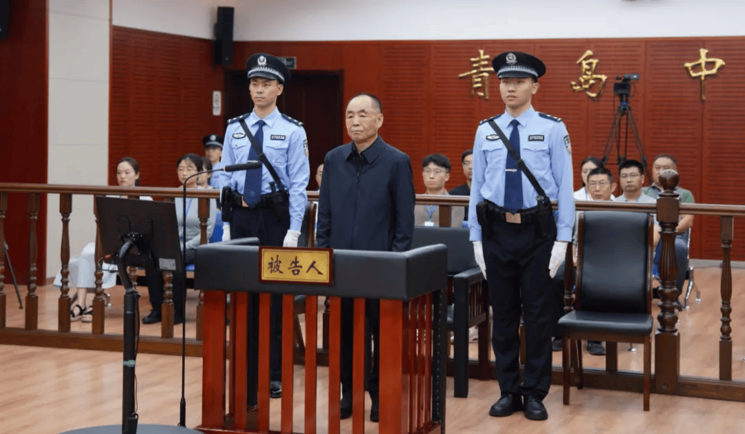 骆玉林，终身监禁