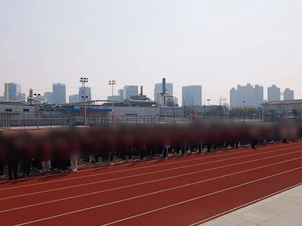 杭州钱塘回应“一小学多名学生流鼻血”：已成立工作专班<strong></p>
<p>各大虚拟币</strong>，检测涉事企业排放物