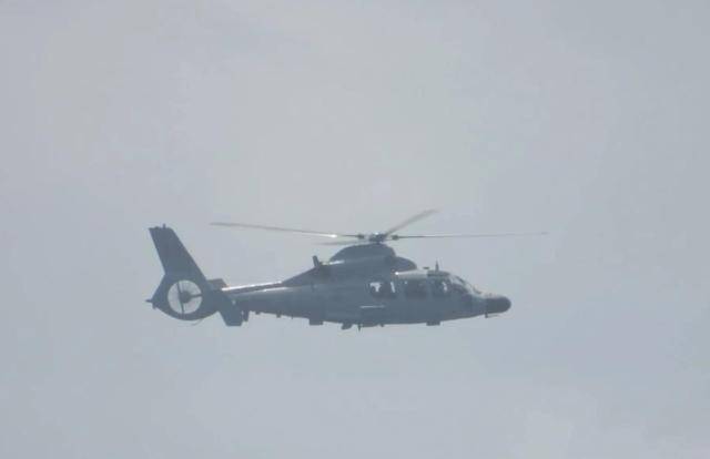 面对菲海警的驱逐<strong></p>
<p>微派虚拟币</strong>,中国侦察船不语,舰载机起飞,直接4个字定性