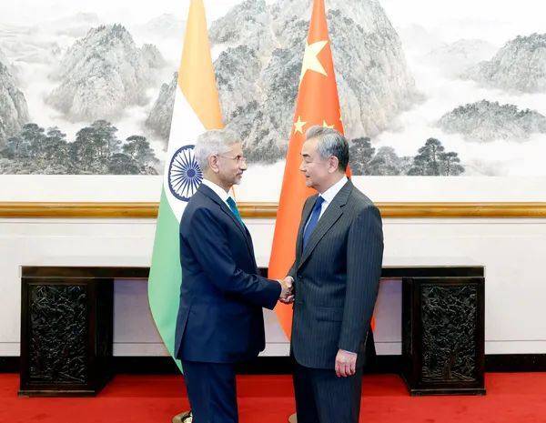 叫中国名字<strong></p>
<p>跨国虚拟币</strong>,娶日本妻子,5年没见的印度外长来了