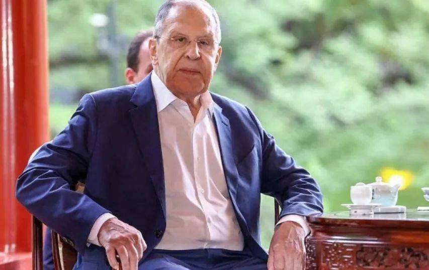 俄外长离开北京前<strong></p>
<p>跨国虚拟币</strong>,见到了最想见的人,中方高层当面做出表态,一句话让普京没了后顾之忧