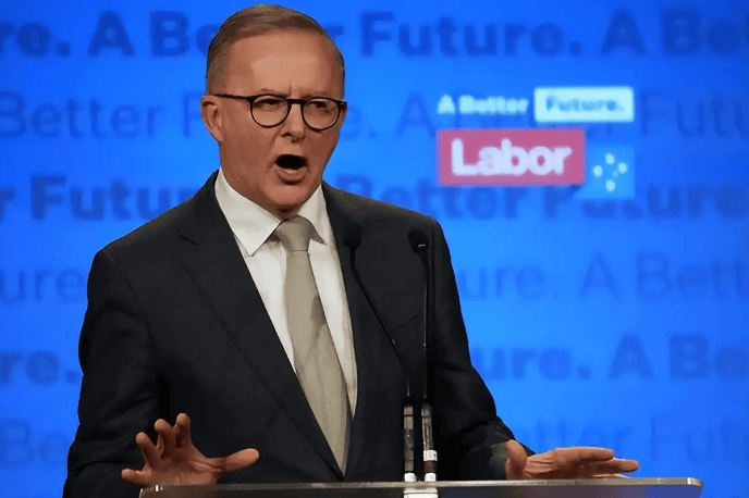 中澳签了，澳总理离京前，对华做重大承诺，澳方已看透美国“真面目”