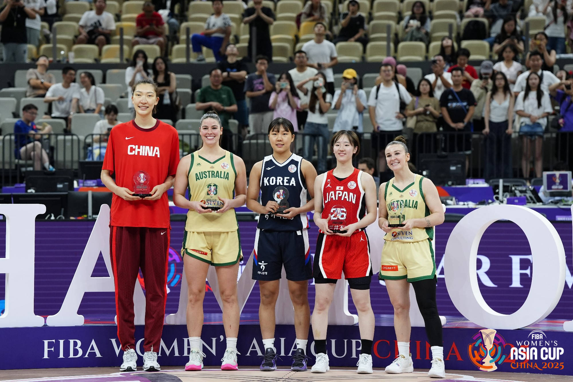 女篮亚洲杯最佳阵容：韩旭与田中心入选 福勒MVP