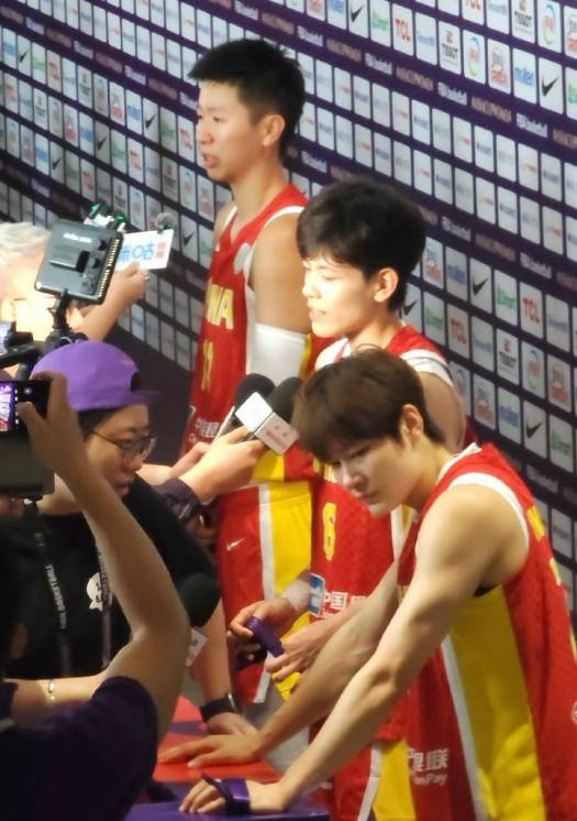中国女篮队长杨力维亚洲杯表现引争议<strong></p>
<p>火宝虚拟币</strong>,发文称“无愧无憾”,让黄思静别低头
