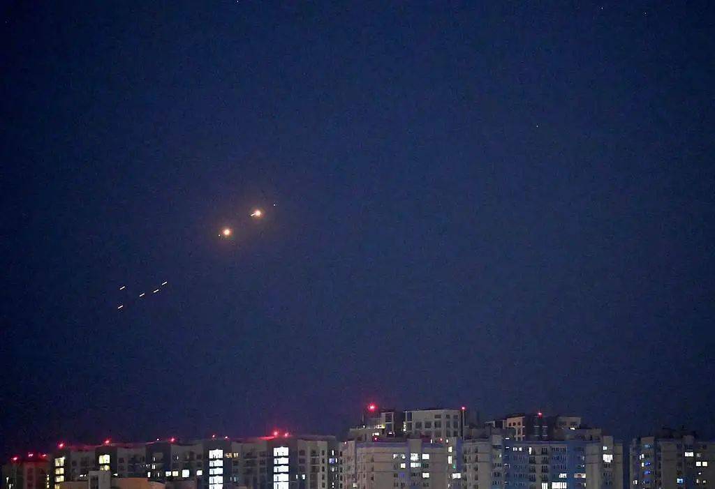 突发！莫斯科遭大规模袭击<strong></p>
<p>火宝虚拟币</strong>，多架次航班取消或延误