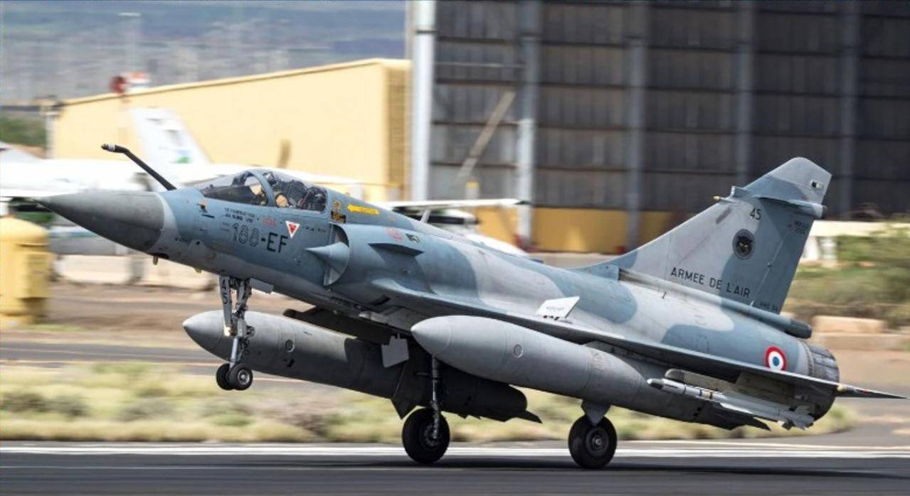 首杀！乌克兰空军幻影-2000<strong></p>
<p>网赌虚拟币</strong>，在距俄方500公里处坠毁，究竟如何被击落？