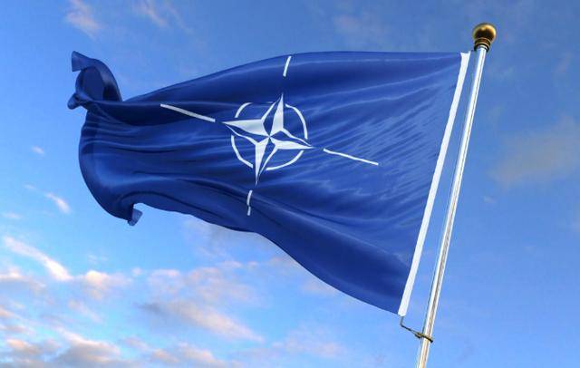 18个月内，32国要与中俄同时开战？北约没想到，俄罗斯反应这么大