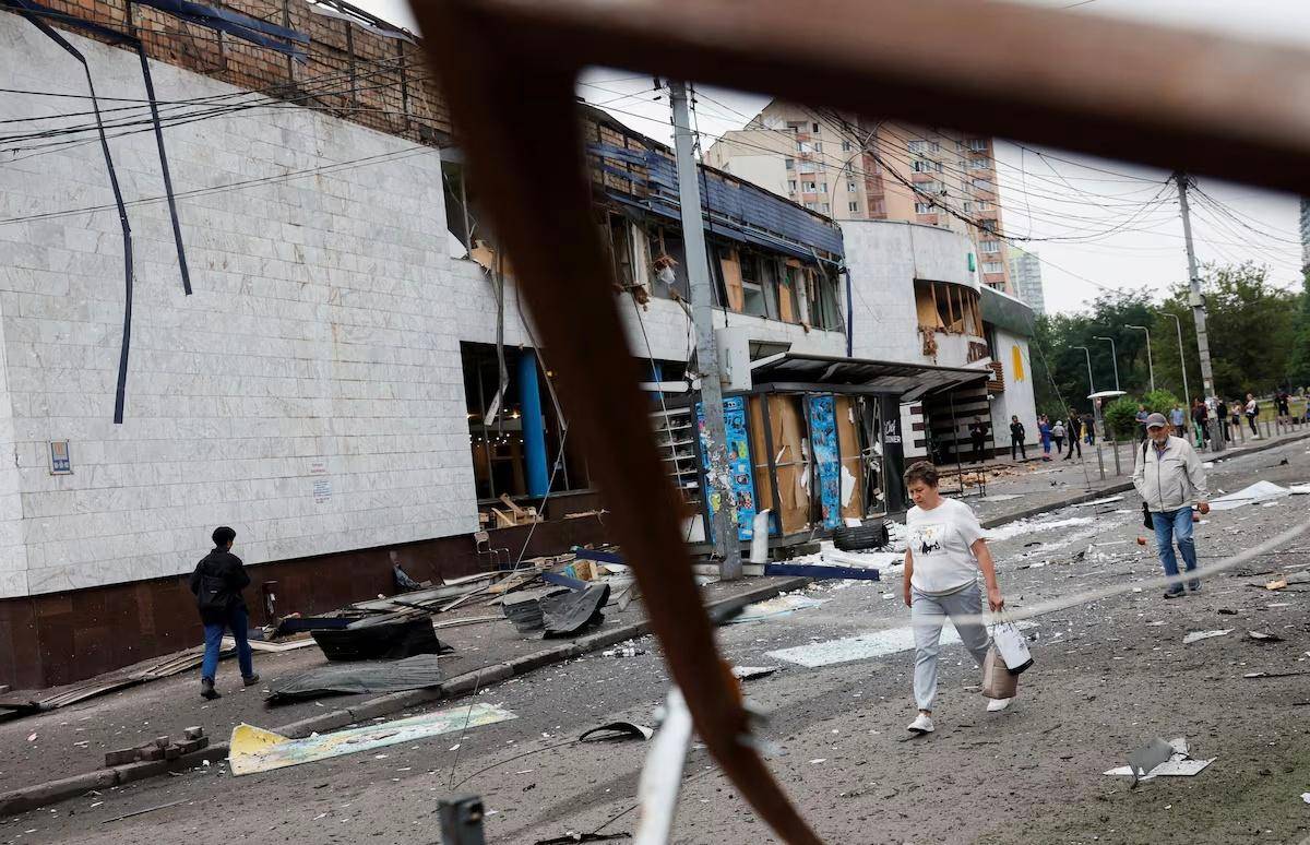 这一夜又创造历史<strong></p>
<p>商家虚拟币</strong>,乌克兰被炸出“小太阳”:俄军苏-35终于开炸