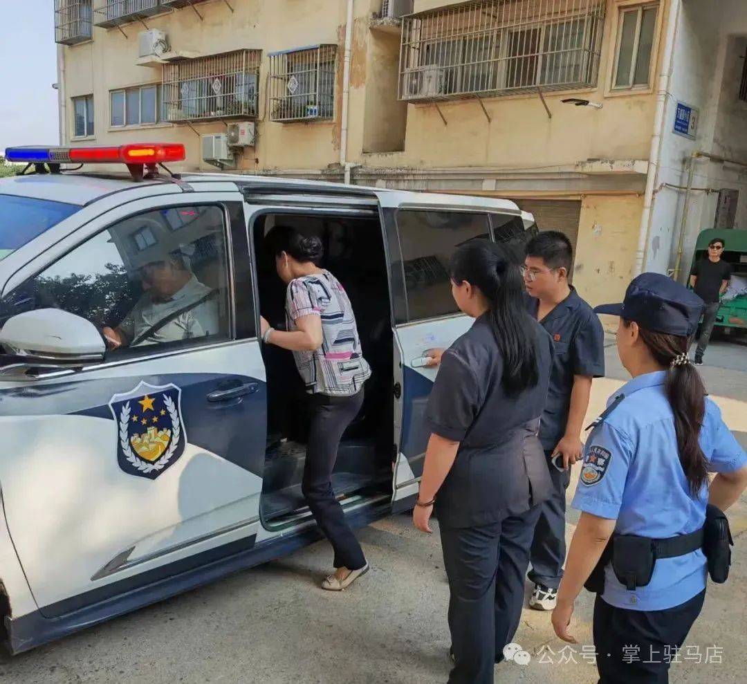 现场画面曝光!河南驻马店出动多名干警<strong></p>
<p>二道虚拟币</strong>,多人被带走!