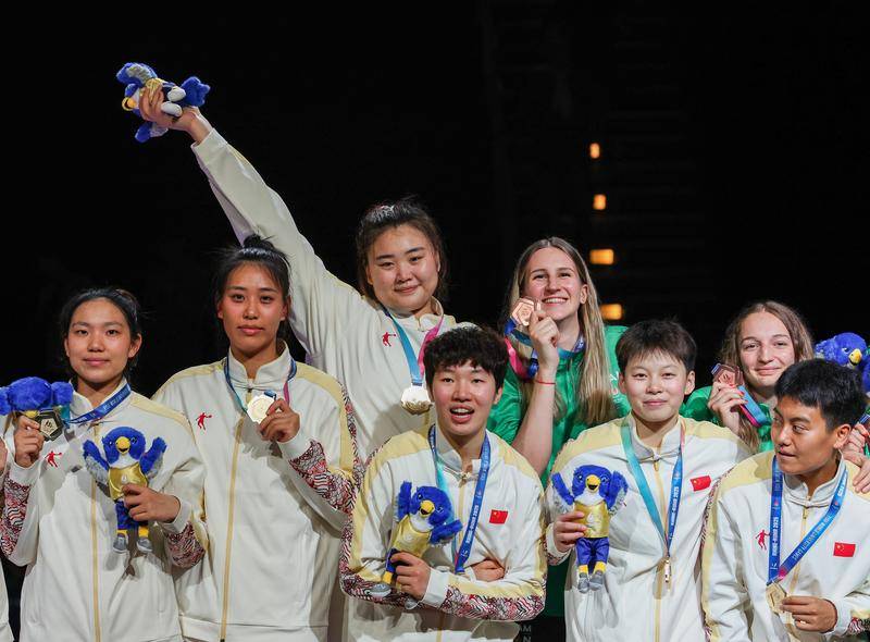 大运会闭幕<strong></p>
<p>求购虚拟币</strong>!中国代表团30金27银17铜位列第二位