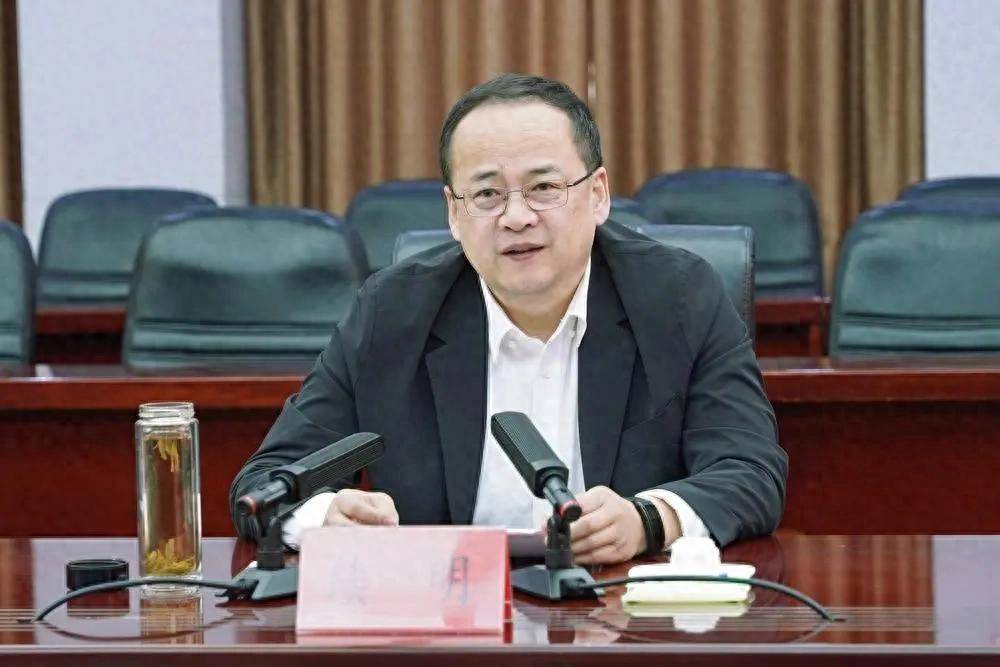 续明已任济南市政府党组成员<strong></p>
<p>知音虚拟币</strong>，办公厅党组书记