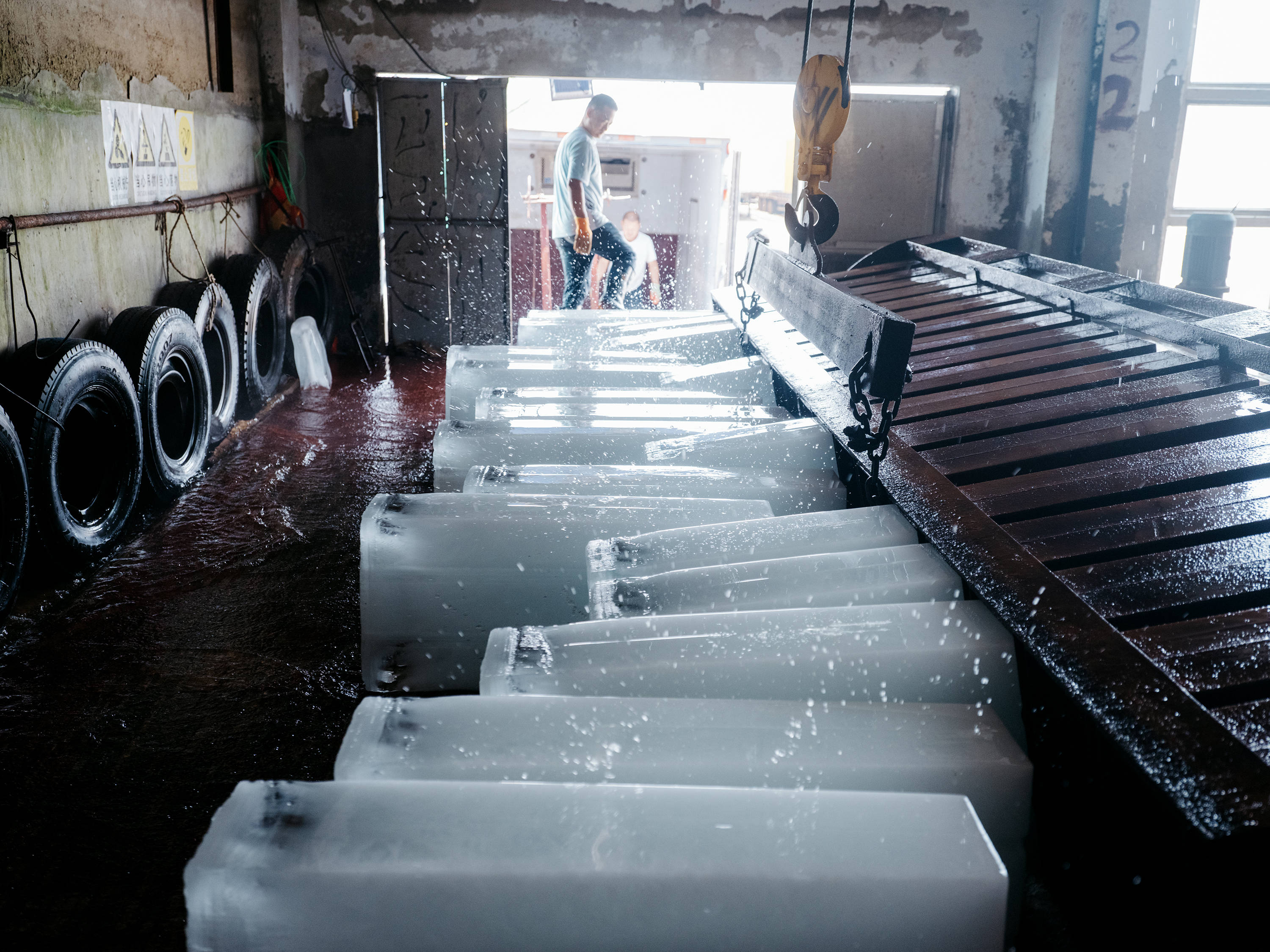 建筑工地申请不到6块冰 59岁工人中暑失业