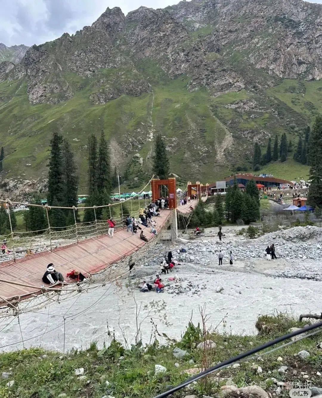 5人遇难24人受伤！新疆伊犁一景区吊桥桥索断裂<strong></p>
<p>ba虚拟币</strong>，亲历者称“现在手还在不断颤抖”