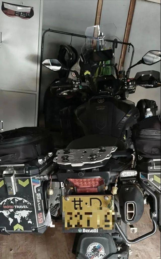 奔驰逆行逼停后续<strong></p>
<p>ba虚拟币</strong>,骑手先认怂,放弃索赔怕闹大,网友评论区炸锅