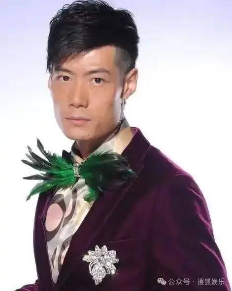 从爆红到突然消失好几年<strong></p>
<p>虚拟金刚币</strong>,再出现已经胖到大家不敢认了?