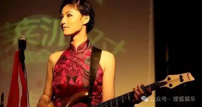 从爆红到突然消失好几年<strong></p>
<p>虚拟金刚币</strong>,再出现已经胖到大家不敢认了?