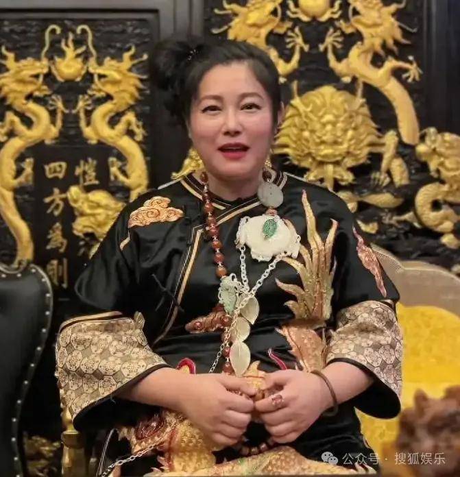 从爆红到突然消失好几年<strong></p>
<p>虚拟金刚币</strong>,再出现已经胖到大家不敢认了?