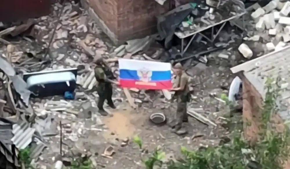 决战打响<strong></p>
<p>虚拟金刚币</strong>,乌克兰被爆逃兵40万,泽连斯基豪赌失败,大结局来了?