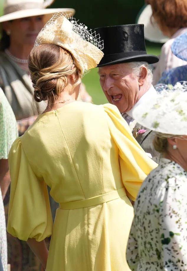 45岁离异带娃女护士嫁英国王室<strong></p>
<p>虚拟金刚币</strong>,比短剧更精彩!