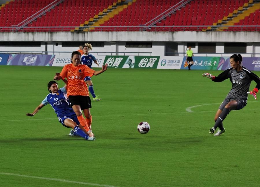 水庆霞“魔法”再现 上海女足4-1大胜武汉