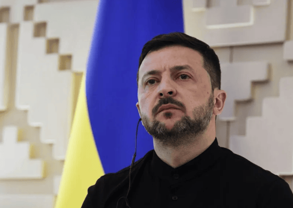 中方的话听不进去？泽连斯基突然换了新打法<strong></p>
<p>虚拟币案</strong>，乌克兰宣布制裁中企，外交部：必须改正错误！