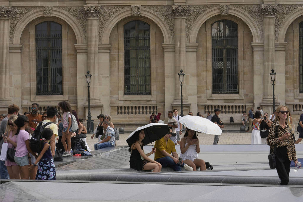 法国正经历“文化战争”:空调是极右翼的东西吗<strong></p>
<p>机刷虚拟币</strong>?