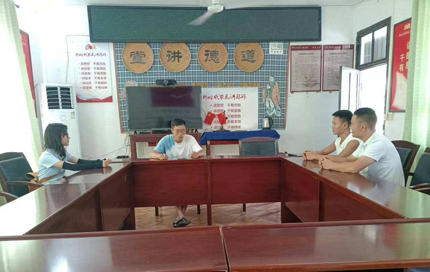 贵州22岁女村支书遇车祸不幸身亡 乡政府工作人员:她上任仅数月<strong></p>
<p>虚拟币三方交易</strong>,开展工作后回村路上遇事故