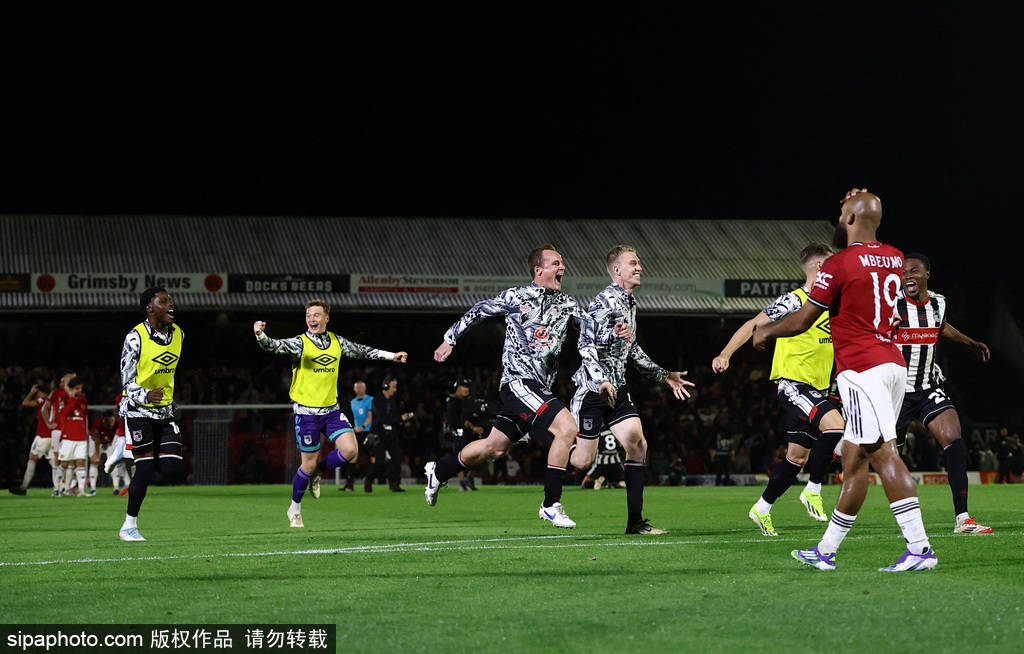 耻辱出局<strong></p>
<p>比特币换虚拟货币</strong>！联赛杯-曼联点球战总分13-14英乙队 止步次轮