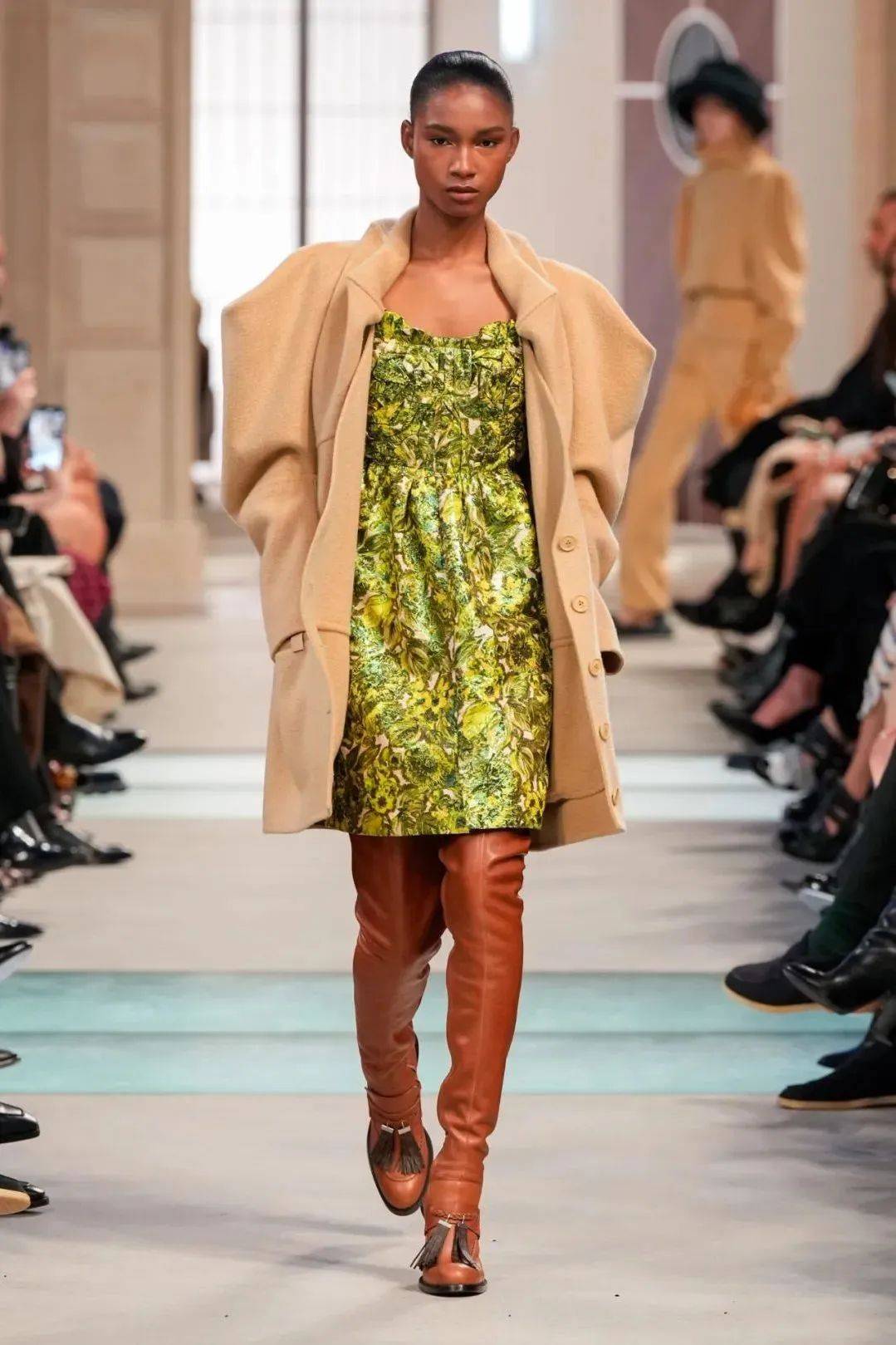 质感女人怎么都在穿这个颜色<strong></p>
<p>比特币换虚拟货币</strong>?