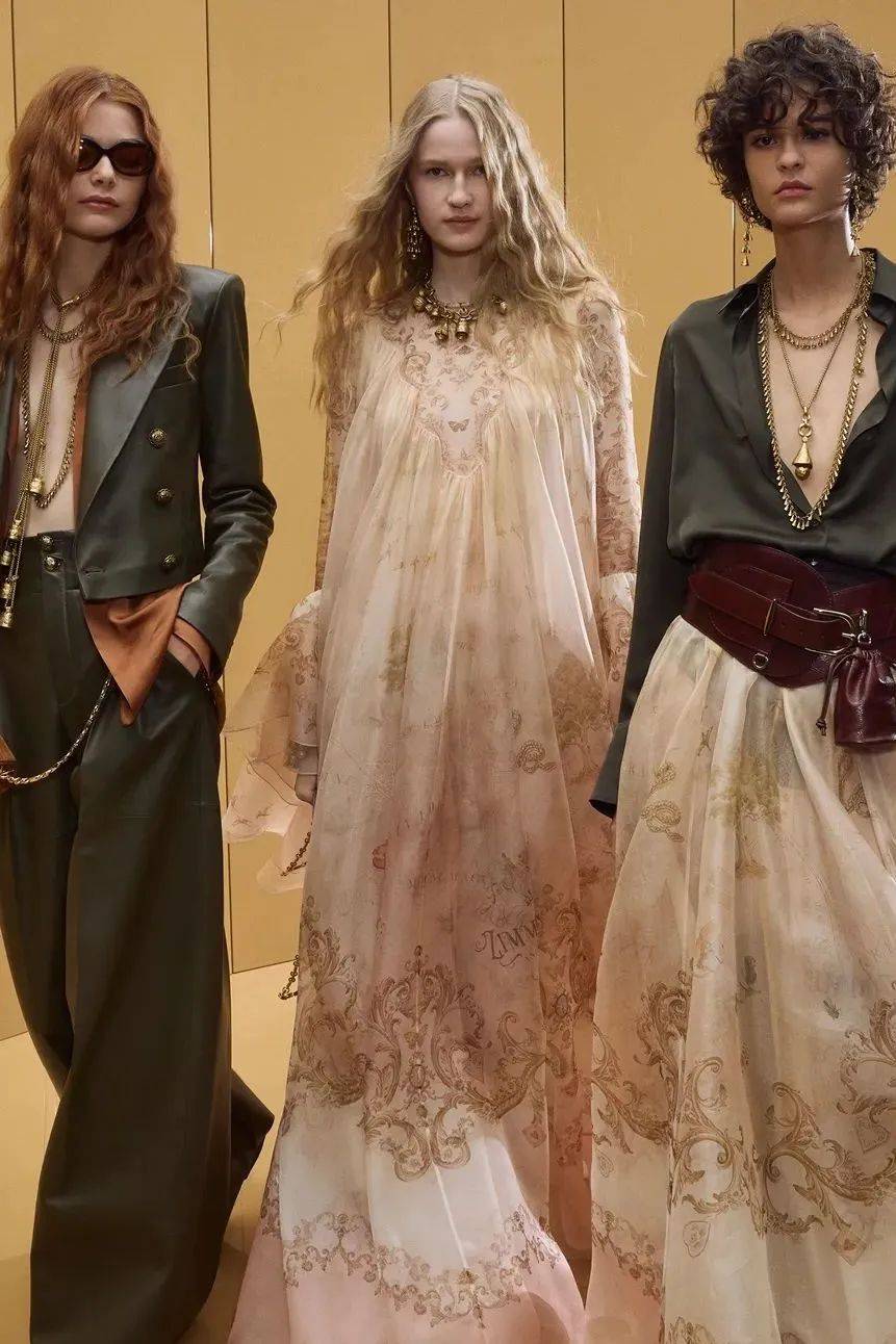 质感女人怎么都在穿这个颜色<strong></p>
<p>比特币换虚拟货币</strong>?