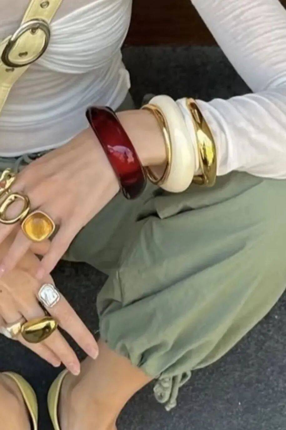 质感女人怎么都在穿这个颜色<strong></p>
<p>比特币换虚拟货币</strong>?