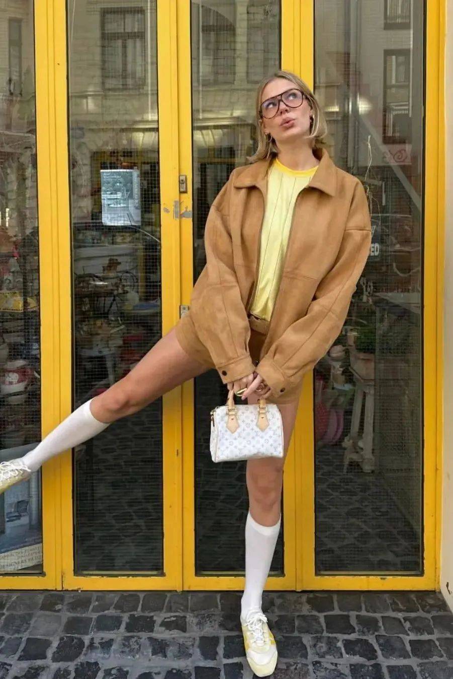 质感女人怎么都在穿这个颜色<strong></p>
<p>比特币换虚拟货币</strong>?