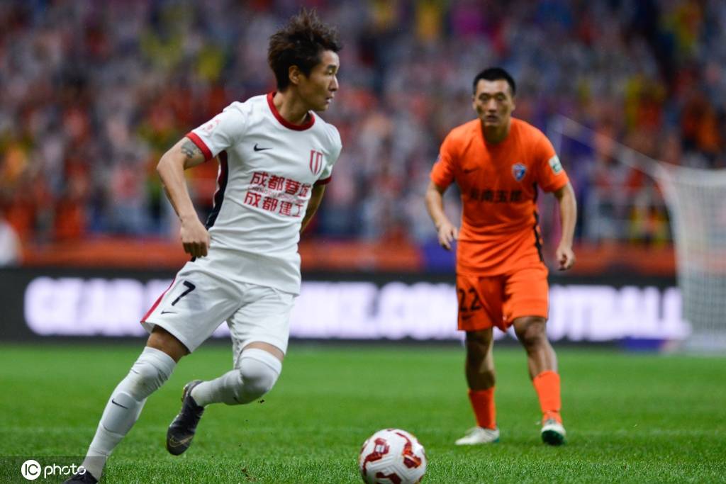 中超最佳阵容:韦世豪助攻戴帽创纪录 河南锋霸单场造3球