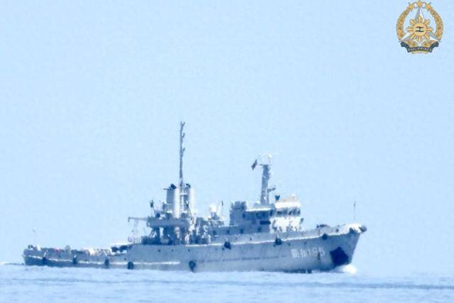 中菲对峙30多小时<strong></p>
<p>虚拟币扫码</strong>,菲律宾司令找了个体面借口,大批舰艇退回国内