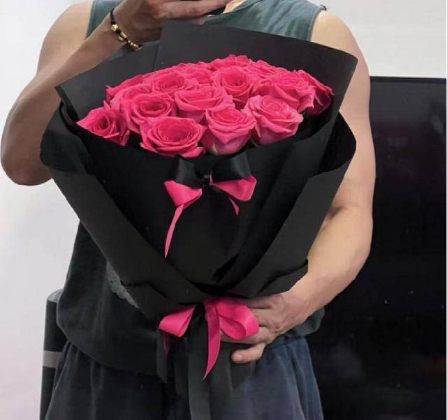 七夕不送玫瑰改送花菜<strong></p>
<p>虚拟币扫码</strong>!这一届年轻人“反套路”重新定义浪漫