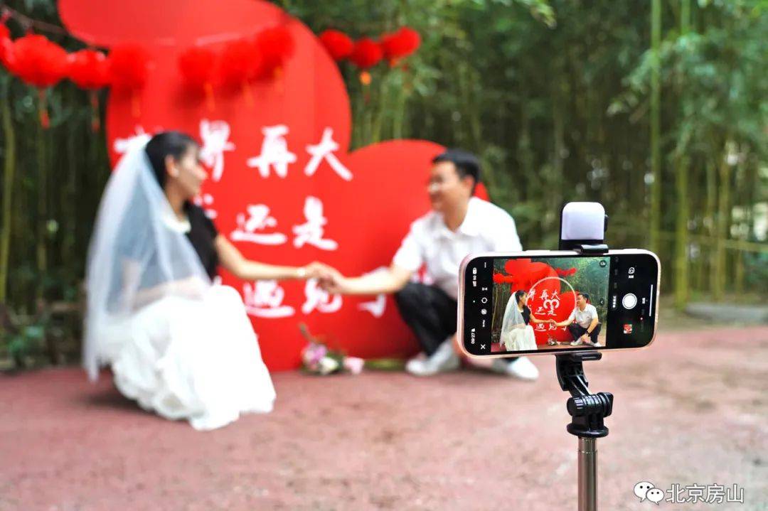 甜蜜时刻<strong></p>
<p>虚拟币扫码</strong>！今天房山这里含“糖”量很高！