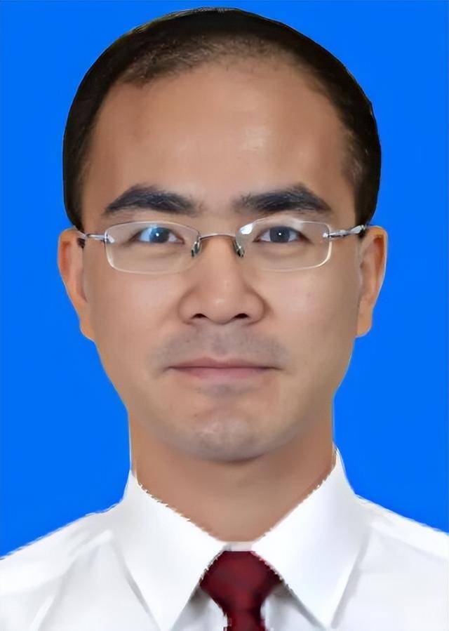 4位副市长履新<strong></p>
<p>虚拟币扫码</strong>,卸任两年后他再任此职