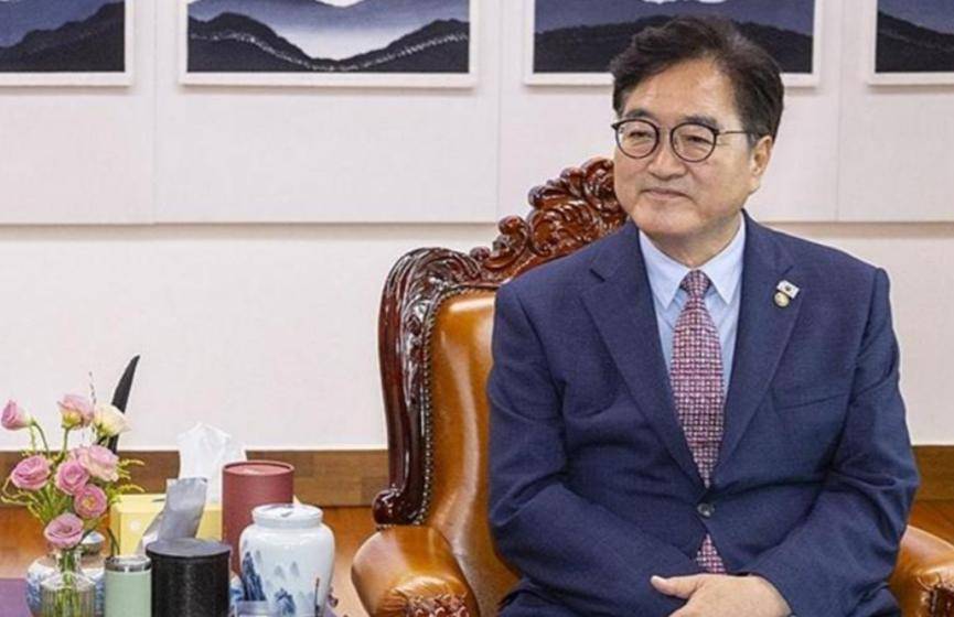 明知中方邀请金正恩<strong></p>
<p>DW虚拟币</strong>,李在明却刻意回避不见,想在韩国主场施展拳脚