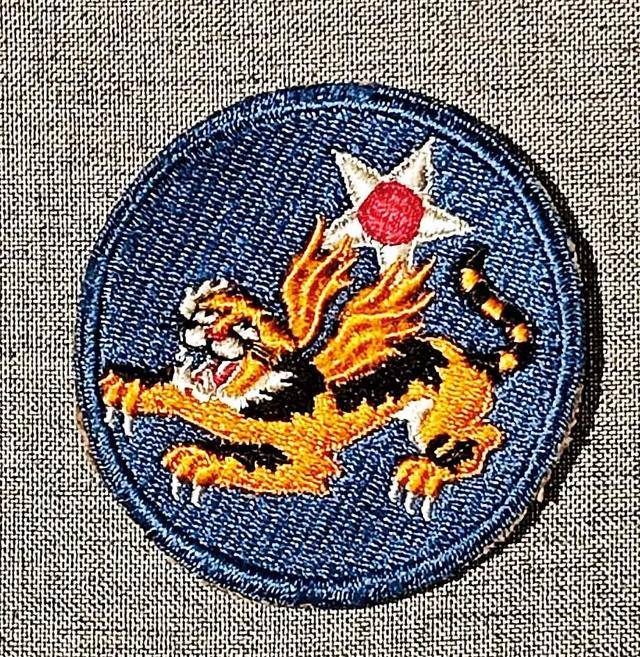 27岁的飞行员<strong></p>
<p>DW虚拟币</strong>，留下遗书