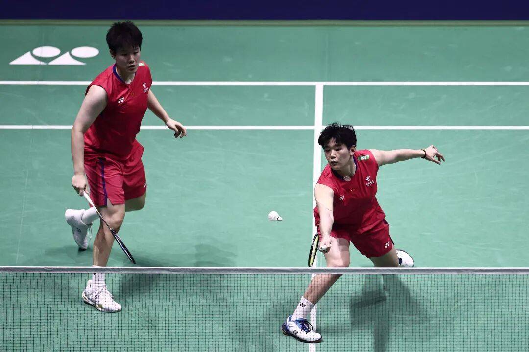 祝贺！石宇奇2比1逆转昆拉武特<strong></p>
<p>DW虚拟币</strong>，获得羽毛球世锦赛男单冠军！