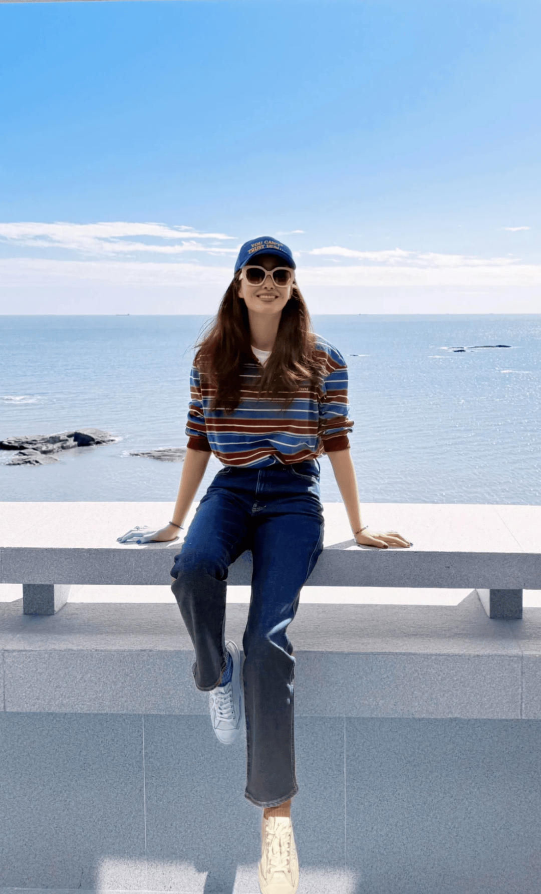 50岁佘诗曼机场街拍秀蛮腰身材绝了<strong></p>
<p>会员虚拟币</strong>！王心凌同样穿法重返18岁