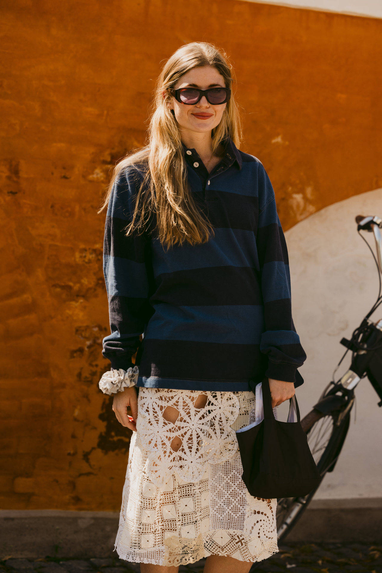 50岁佘诗曼机场街拍秀蛮腰身材绝了<strong></p>
<p>会员虚拟币</strong>！王心凌同样穿法重返18岁