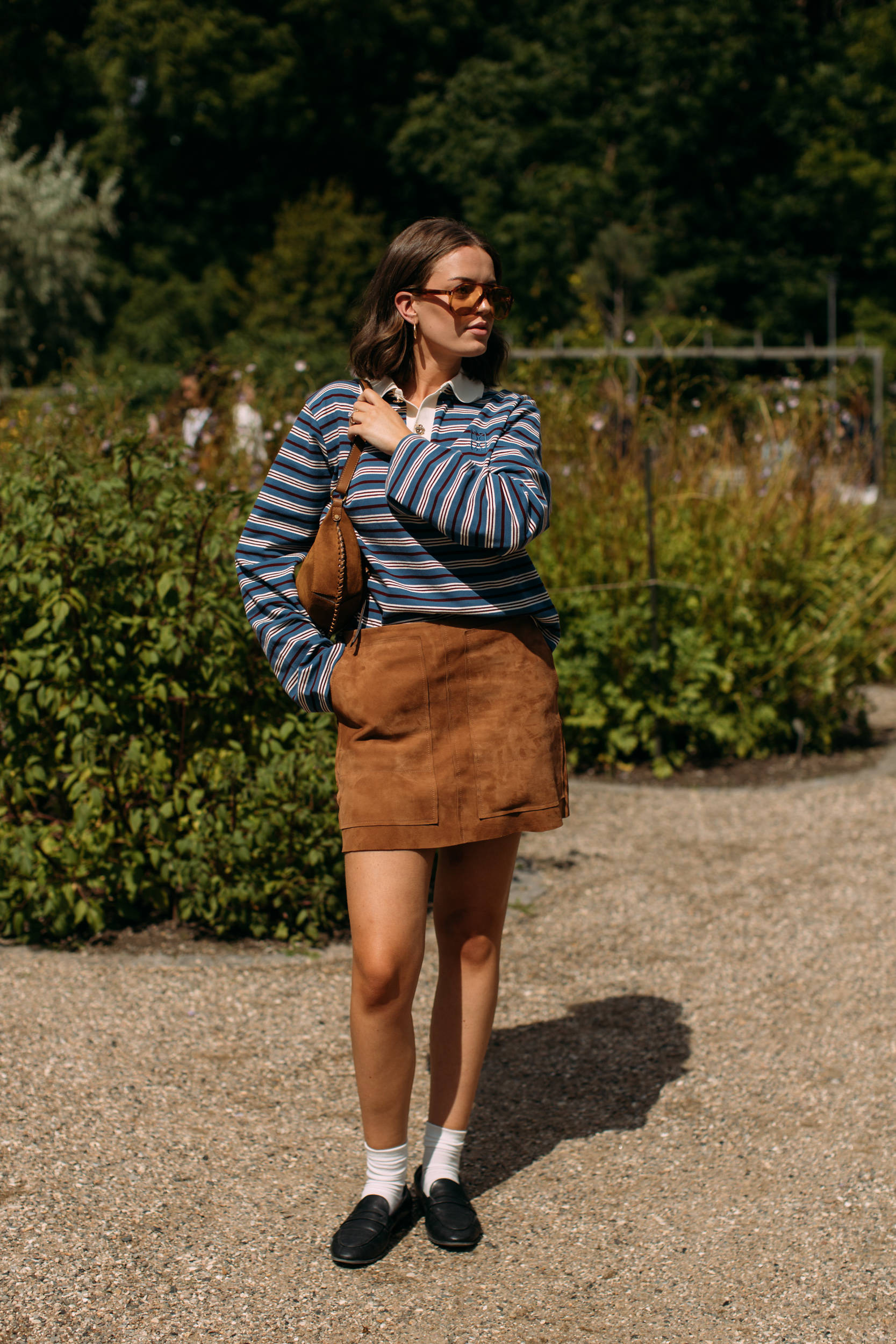 50岁佘诗曼机场街拍秀蛮腰身材绝了<strong></p>
<p>会员虚拟币</strong>！王心凌同样穿法重返18岁