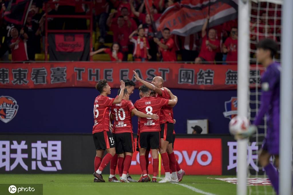 榜首烫手<strong></p>
<p>会员虚拟币</strong>!申花国安海港本轮全输 蓉城后来居上抢争冠先机