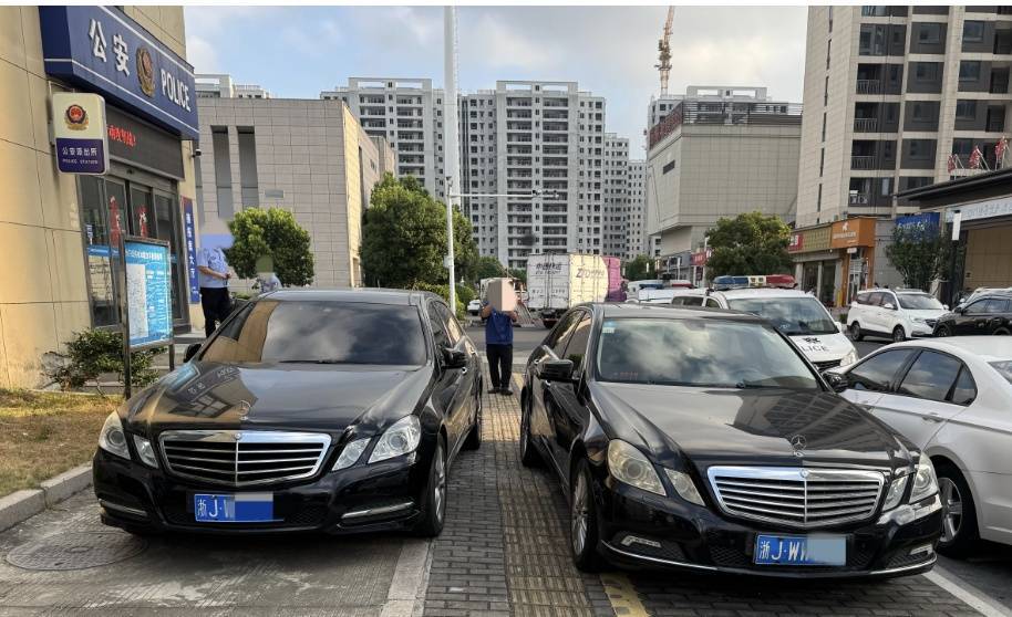 浙江街头惊现两辆“一模一样”的车！民警一查<strong></p>
<p>寿司虚拟币</strong>，不简单，当场扣车