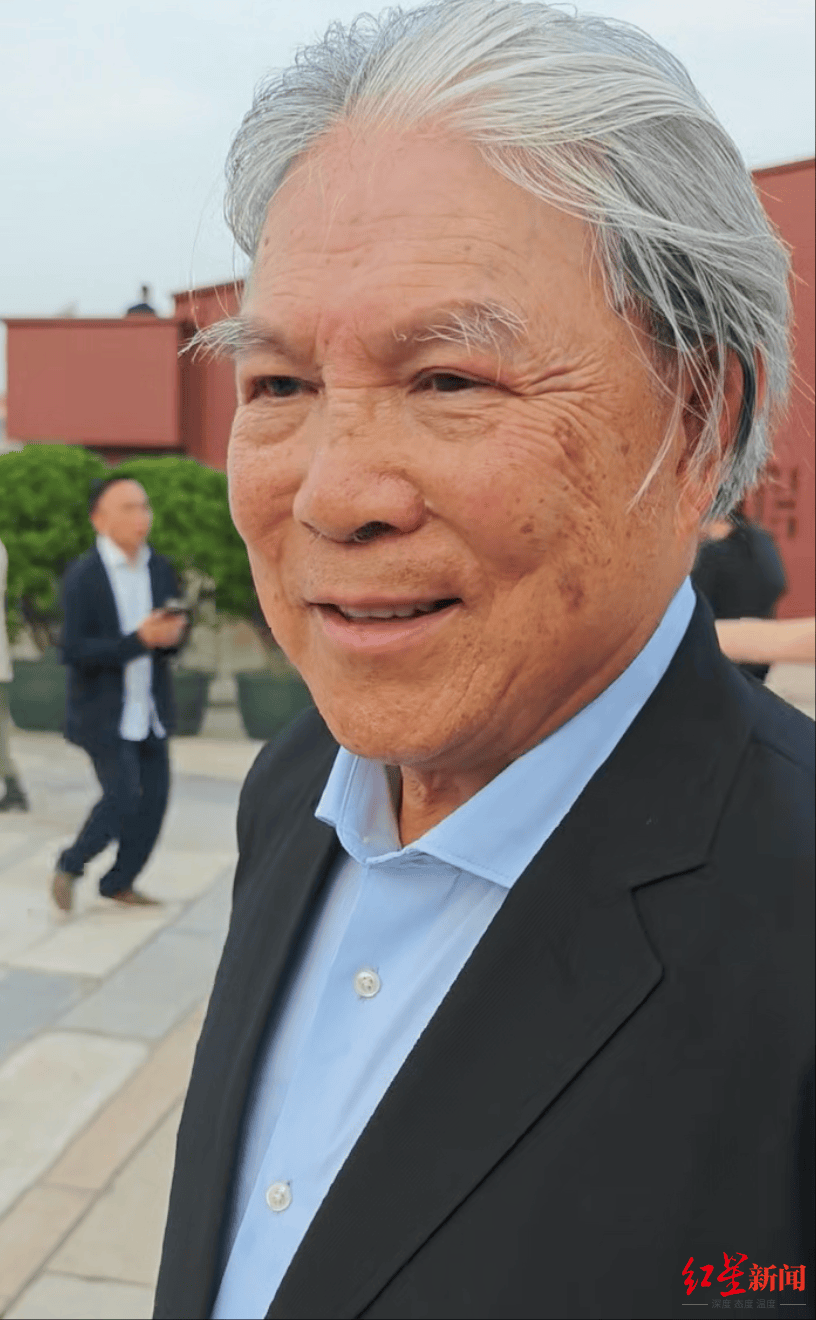 霍震霆:在阅兵仪式中<strong></p>
<p>寿司虚拟币</strong>,看到了国家的国防能力和国家发展