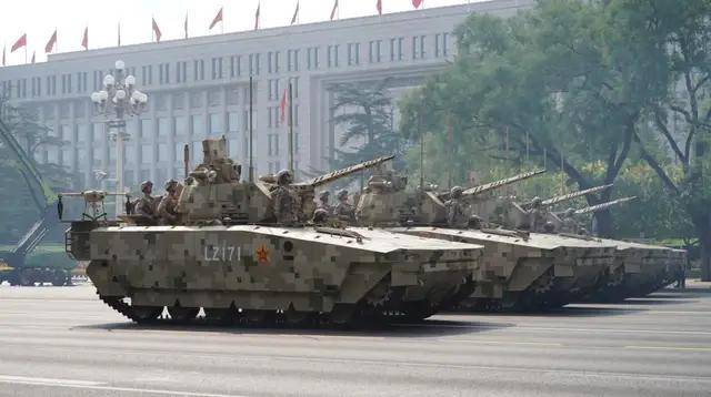 不装了<strong></p>
<p>寿司虚拟币</strong>！一口气看完九三大阅兵武器装备！谁说我们一个也不认识？