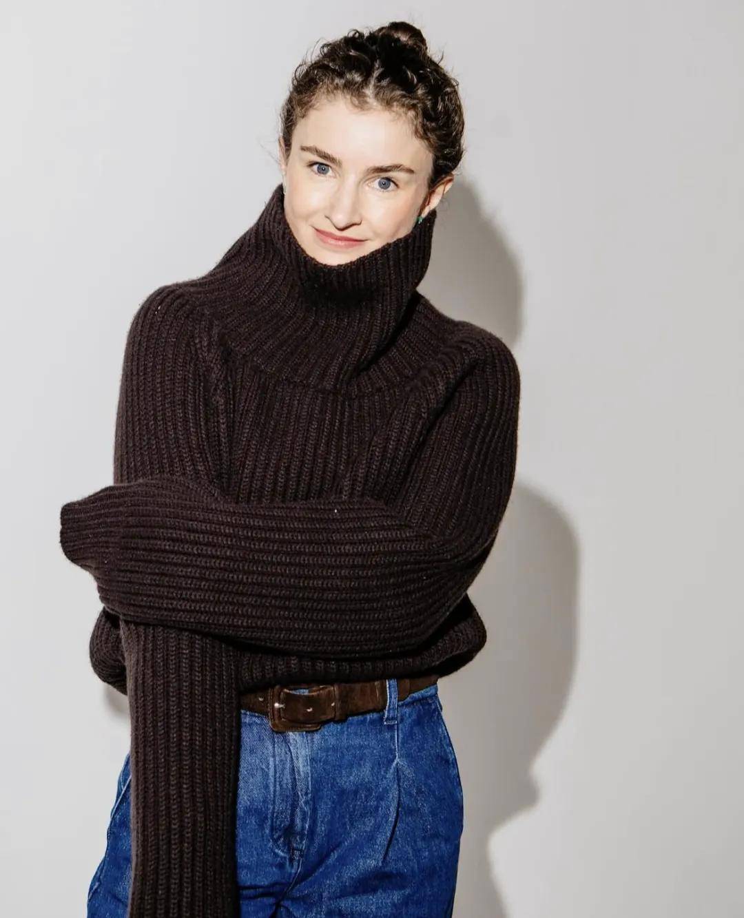 年近四十<strong></p>
<p>寿司虚拟币</strong>，二孩妈妈，不骨感不时髦，却成了女魔头接班人